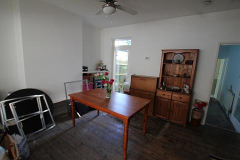 35 Waterloo Road, Gillingham, ME7 4SA