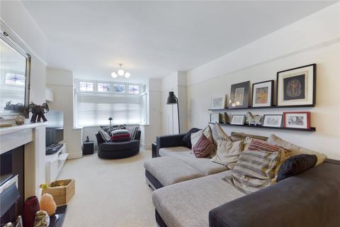 16 Grasmere Avenue, Tilehurst, Reading, RG30 6XX