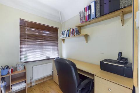 16 Grasmere Avenue, Tilehurst, Reading, RG30 6XX