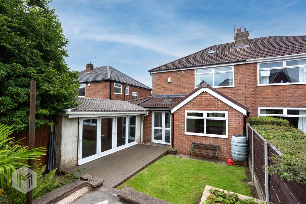 Brookside Crescent, Greenmount, Bury, BL8 4 bed semidetached house £