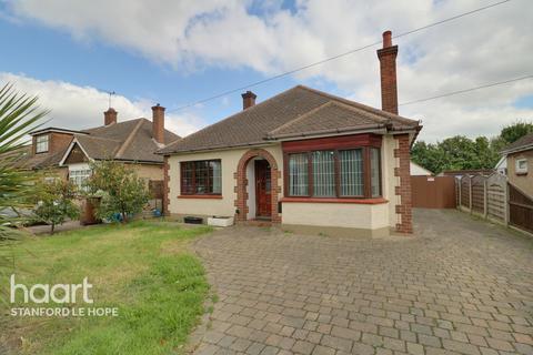 57 Wharf Road, Stanford-le-hope, SS17 0DZ