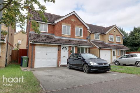 17 Beech Avenue, Doddington, March, PE15 0LB
