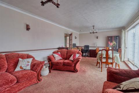 140 The Shields, Ilfracombe, EX34 8JX