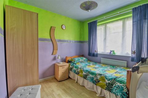140 The Shields, Ilfracombe, EX34 8JX