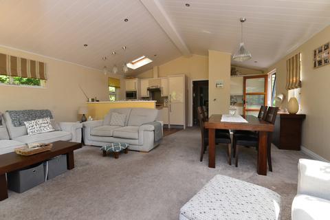 2 bedroom property for sale - Shorefield Road, Downton, Lymington