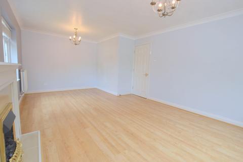 6 Cambridge Square, Redhill, RH1 6TG