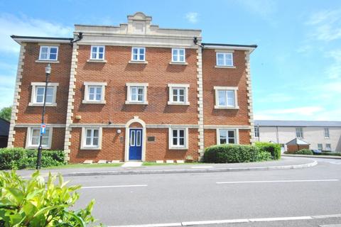 6 Cambridge Square, Redhill, RH1 6TG
