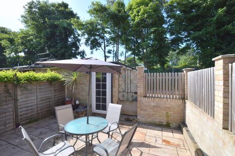 62a Holmesdale Road, Reigate, RH2 0BX
