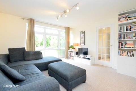 53 Cockshot Road, Reigate, RH2 7HB