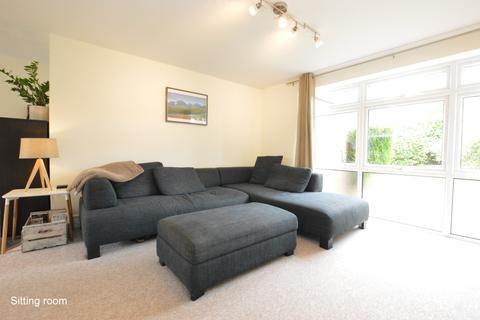 53 Cockshot Road, Reigate, RH2 7HB
