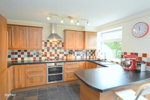 53 Cockshot Road, Reigate, RH2 7HB