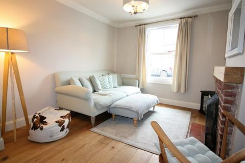 19 Mark Street, Reigate, RH2 0BL