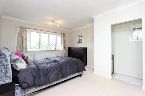 62 Brighton Road, Banstead, SM7 1BT