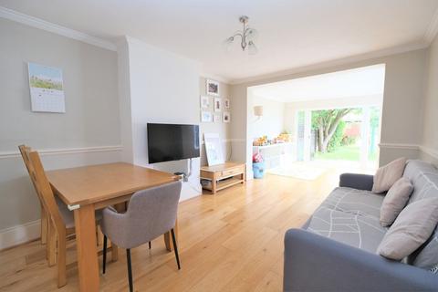 5 Spur Road, Orpington, BR6 0QR
