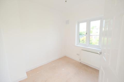 2 Littlejohn Road, Orpington, BR5 2BX