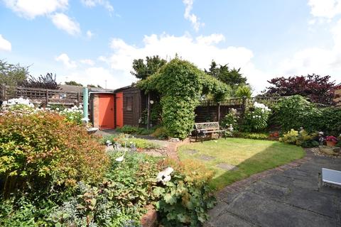 24 Broadwater Crescent, Stevenage, SG2 8EQ