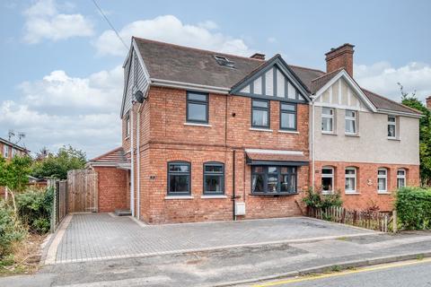 50 Checketts Lane, Worcester, WR3 7JT