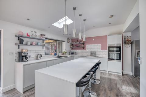 50 Checketts Lane, Worcester, WR3 7JT