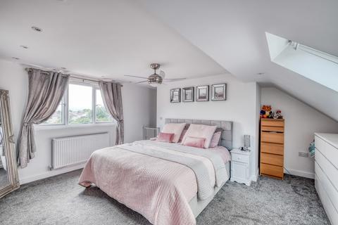 50 Checketts Lane, Worcester, WR3 7JT
