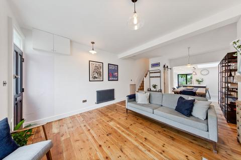35 Michael Road, Leytonstone, London, E11 3DY
