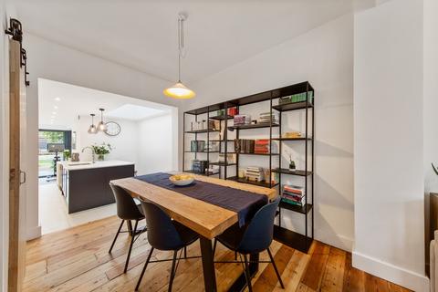 35 Michael Road, Leytonstone, London, E11 3DY