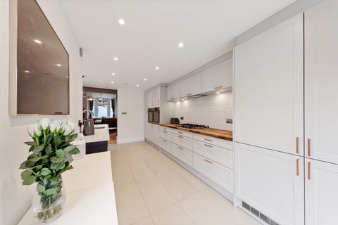 35 Michael Road, Leytonstone, London, E11 3DY