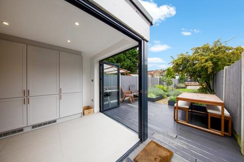 35 Michael Road, Leytonstone, London, E11 3DY