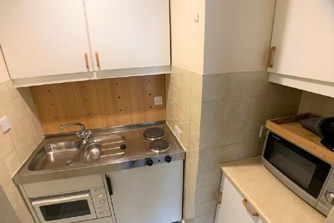 Studio to rent, Hallam Street, London, W1W