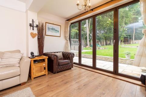 Three Elms Bletchingley Road, Godstone, RH9 8LL