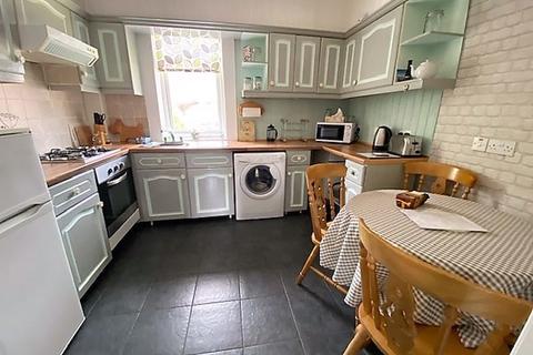 70 Central Avenue, Kilbirnie, KA25 6JG