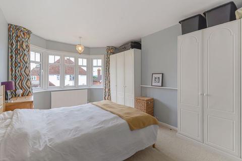 25 Deakin Leas, Tonbridge, TN9 2JS
