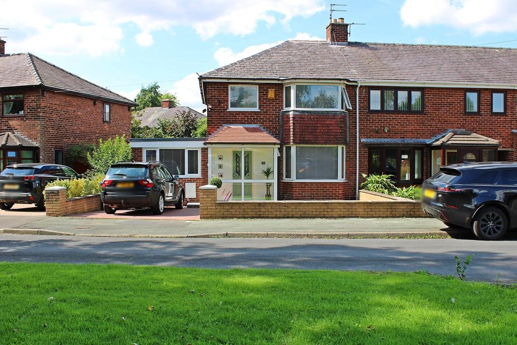 Derek Avenue, Warrington, WA2 4 bed end of terrace house £205,000