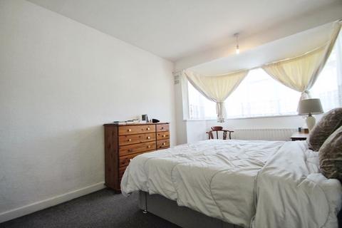 3 bedroom terraced house to rent, Coniston Gardens, Pinner, Middlesex