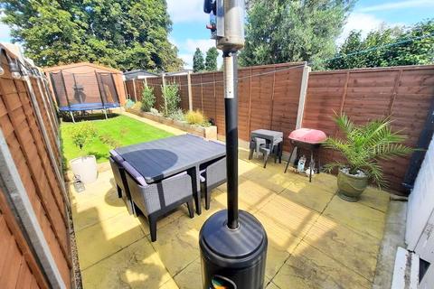 13 Staveley Road, Ashford, TW15 1TF