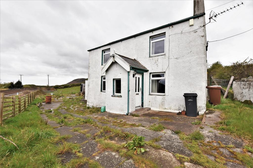 Kirksanton, Millom 2 bed detached house £215,000
