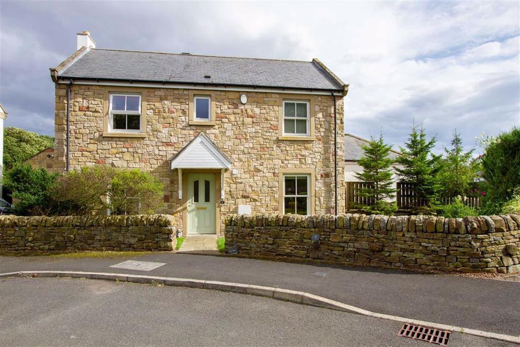 Tweed Meadows, CornhillOnTweed, Northumberland, TD12 3 bed detached