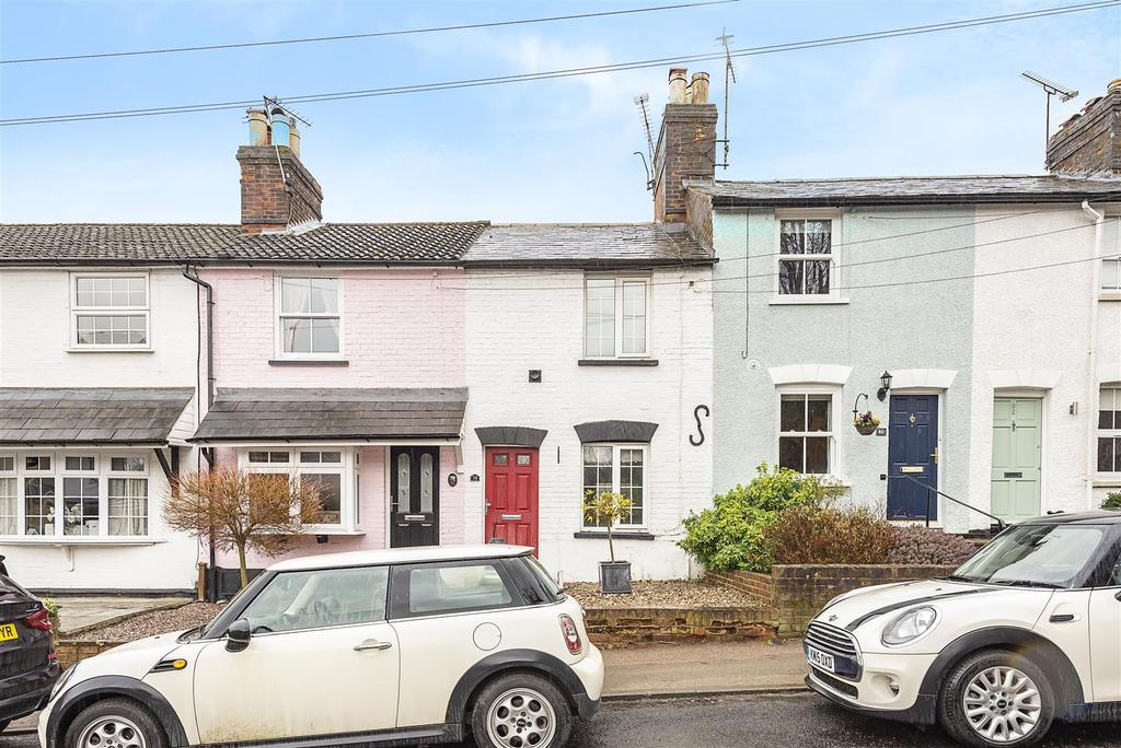 Cravells Road, Harpenden 2 bed terraced house £425,000