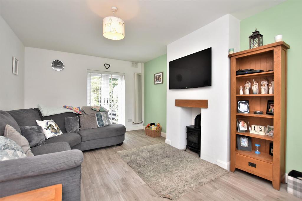 Rydal Road, Ulverston 3 bed semidetached house £230,000