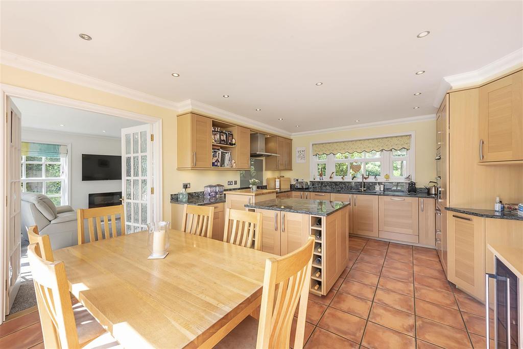 Pipers Lane, Harpenden 5 bed detached house £3,500,000