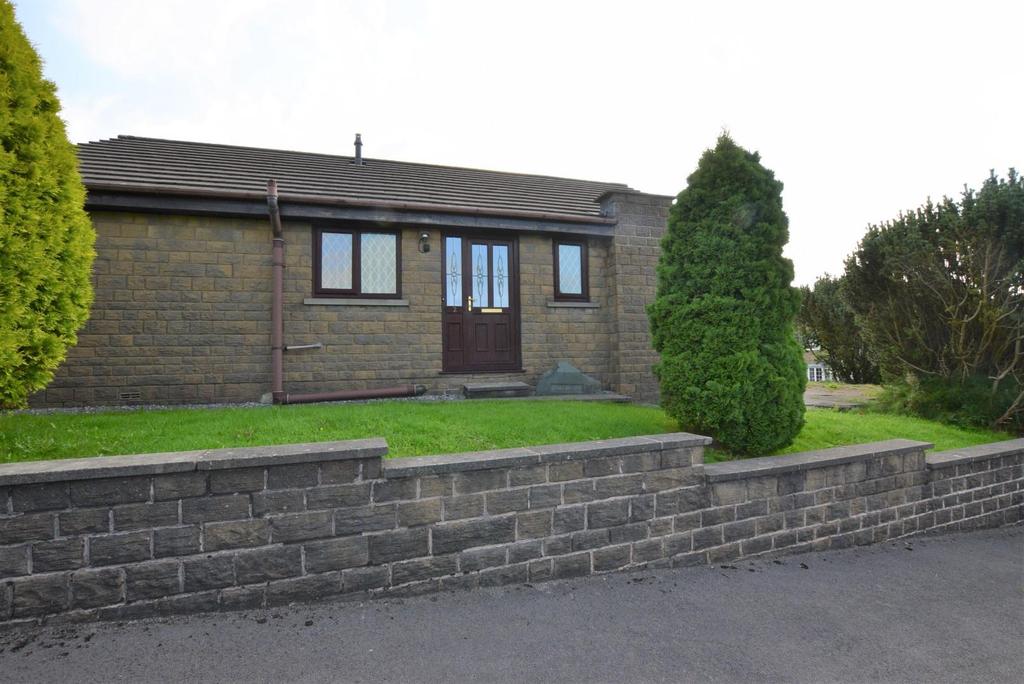 Langdale Rise, Colne 2 bed detached bungalow £225,000