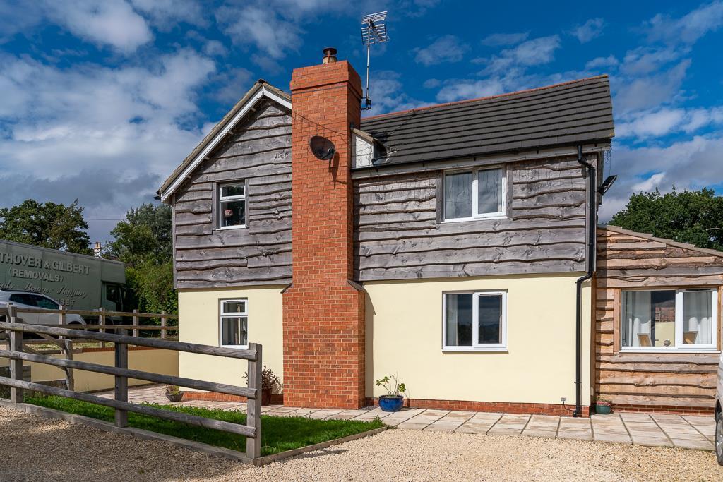 Churchdown Lane, Hucclecote, Gloucester 4 bed detached house £495,000