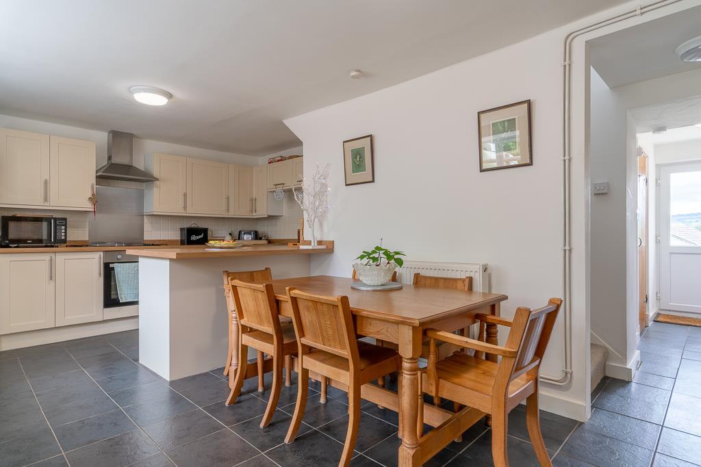 Churchdown Lane, Hucclecote, Gloucester 4 bed detached house £495,000