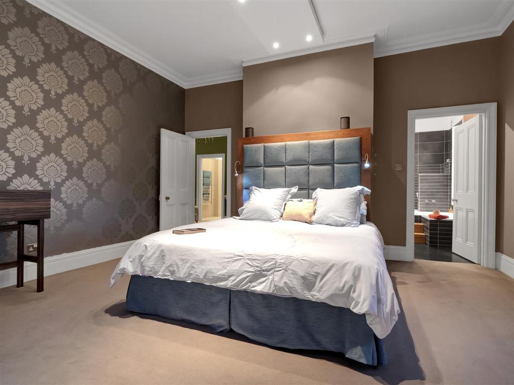 Main Bedroom-interior23.jpg