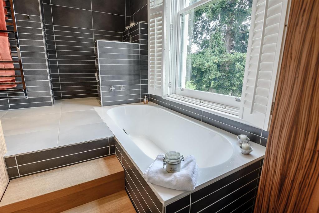En-suite-interior24.jpg