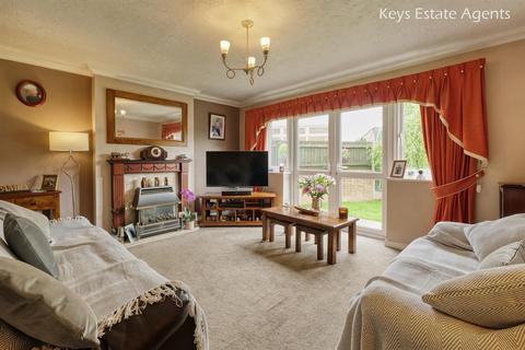 12 Austin Close, Cheadle, Stoke-on-trent, ST10 1YF