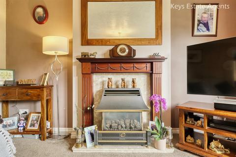 12 Austin Close, Cheadle, Stoke-on-trent, ST10 1YF