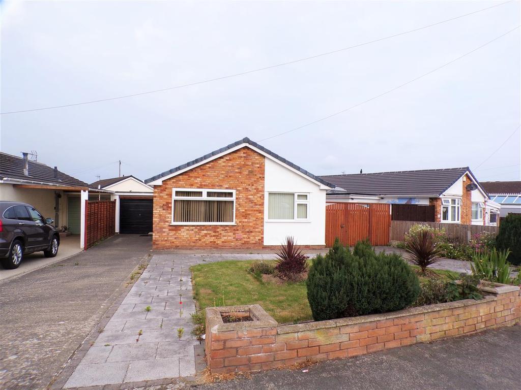 Bryn Cwnin Road, Rhyl 2 bed detached bungalow £175,000