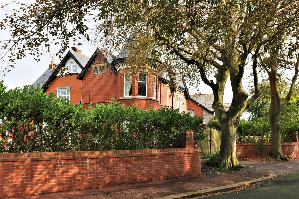 Croslands Park, BarrowInFurness 6 bed semidetached house £550,000