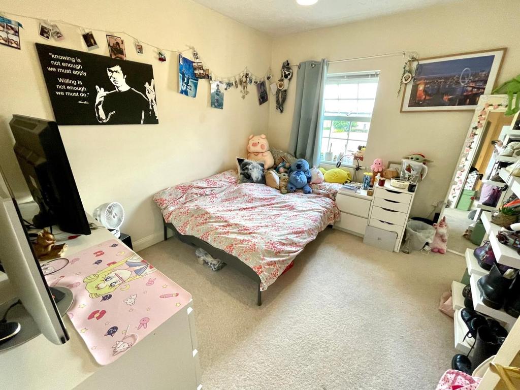 Bedroom 2.jpg