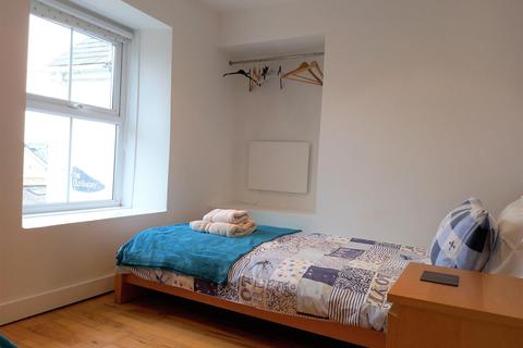 6 Fore Street, Polruan, Fowey, PL23 1PQ